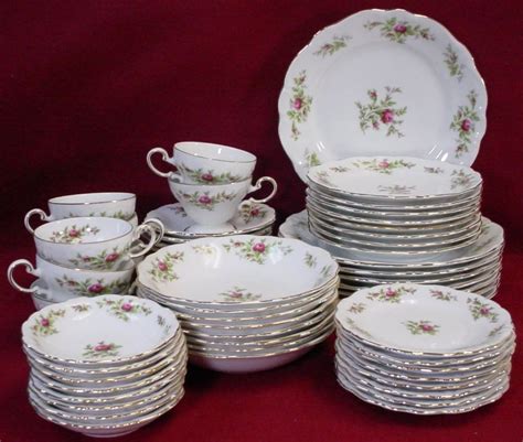 Vintage Arzberg Bavarian China Tea Set, Tea Pot with Sugar and Creamer. . Vintage bavarian china patterns